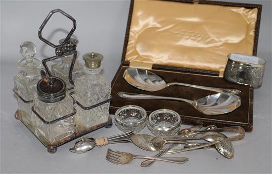 A small quantity of silver plate